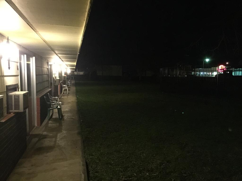 Colwell Motor Inn Ritzville Экстерьер фото