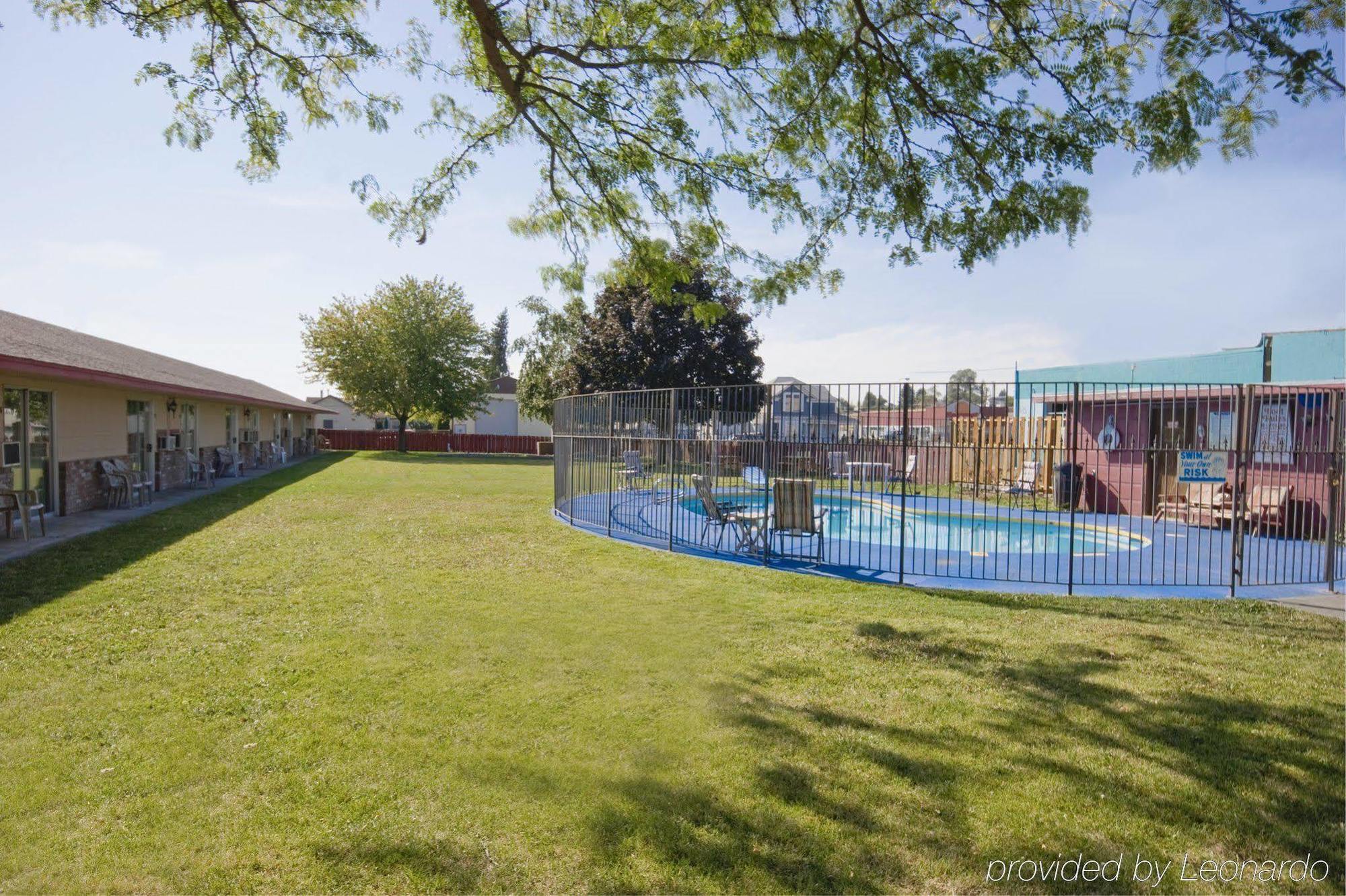 Colwell Motor Inn Ritzville Экстерьер фото