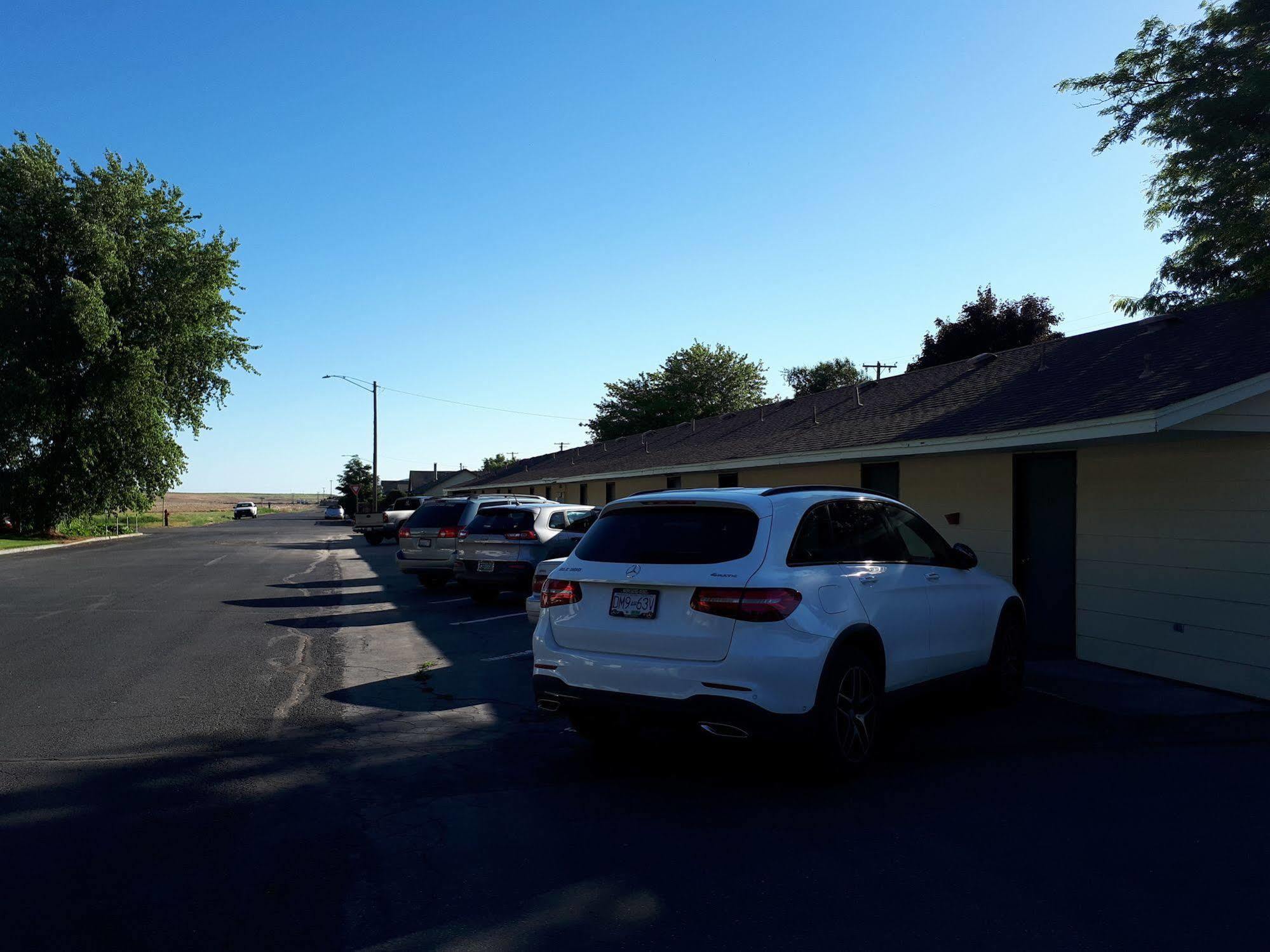 Colwell Motor Inn Ritzville Экстерьер фото